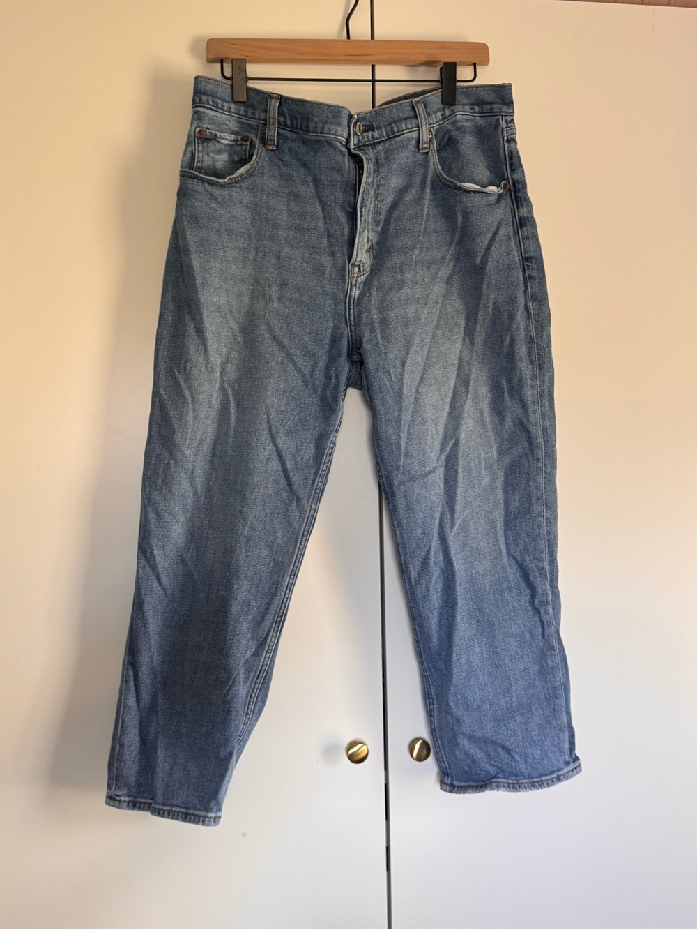 Abercrombie & Fitch Light Blue the ankle straight ultra high rise Straight Jean
